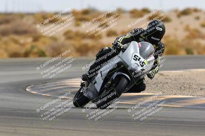 media/Feb-27-2022-CVMA (Sun) [[a3977b6969]]/Race 6 500 Supersport-350 Supersport (Holeshot)/